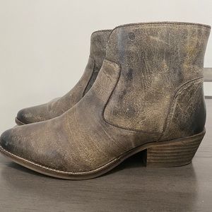 Diba True Plen Tee Boots LIKE NEW